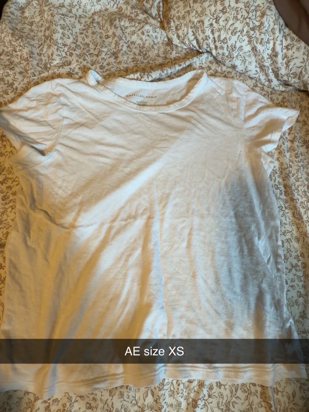 American Eagle Outfitters White Crewneck Tee